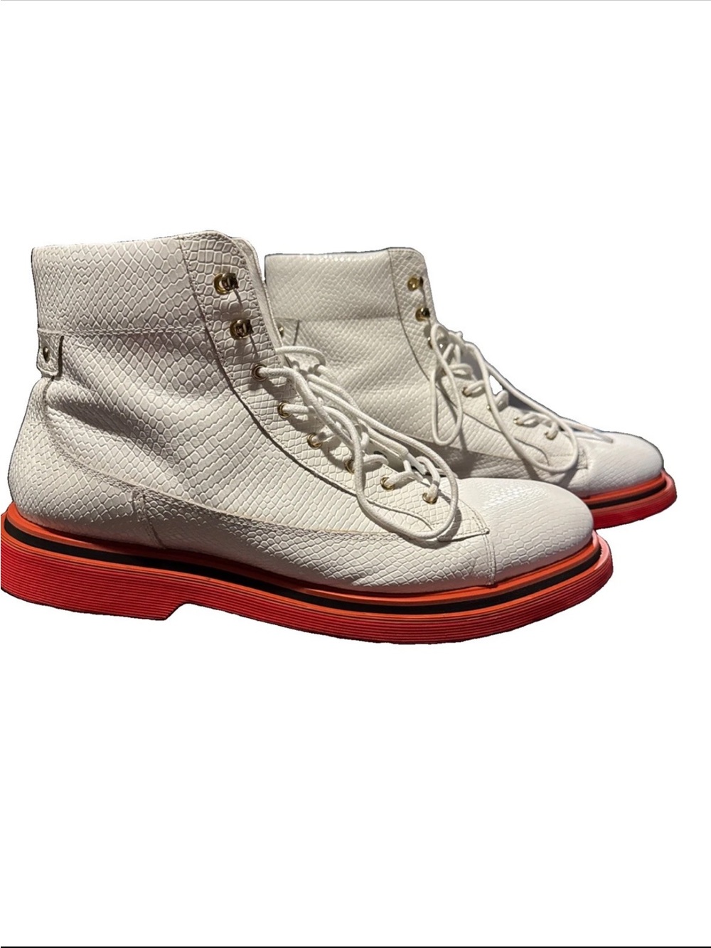 Mark Nolan Aiden White Textured Lace-Up Boots with Red Platform